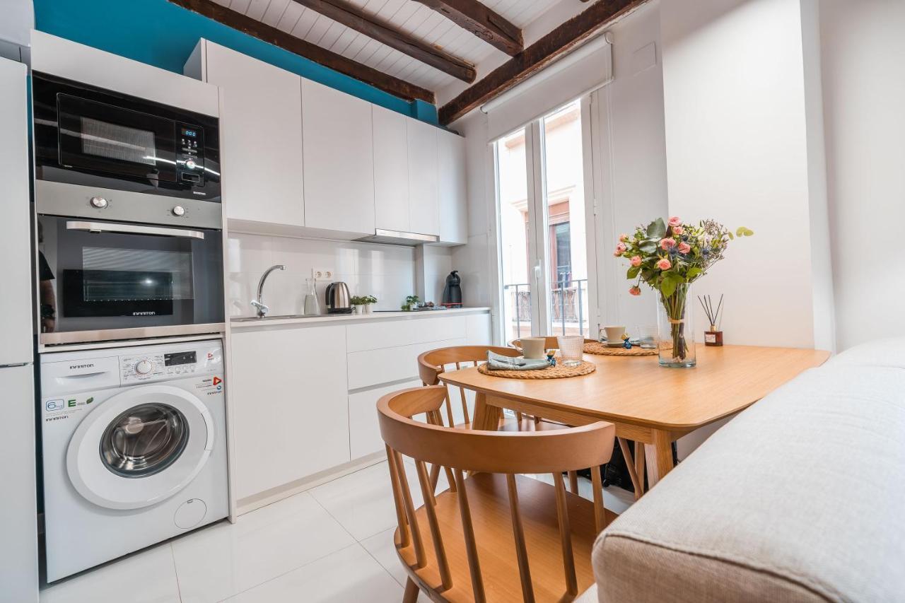 Qh Eme Suites Granada Bagian luar foto