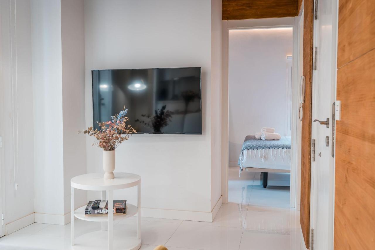 Qh Eme Suites Granada Bagian luar foto