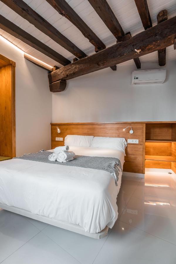 Qh Eme Suites Granada Bagian luar foto