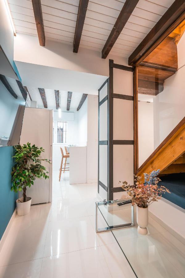 Qh Eme Suites Granada Bagian luar foto
