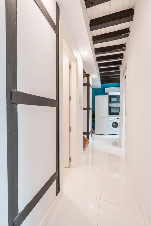 Qh Eme Suites Granada Bagian luar foto